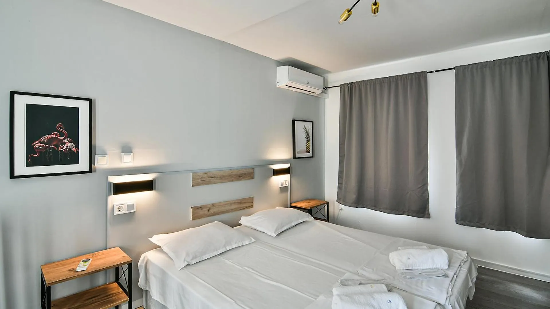 Central Flats With Parking Varna 0*,