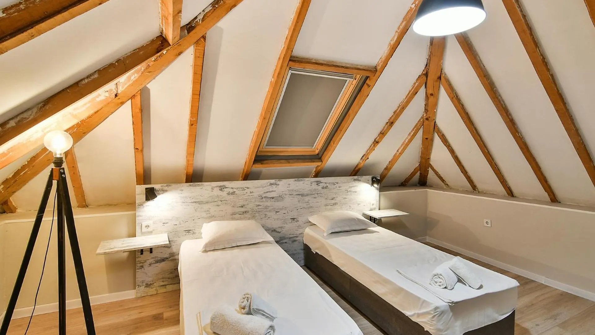 Central Flats With Parking Varna Apartment
