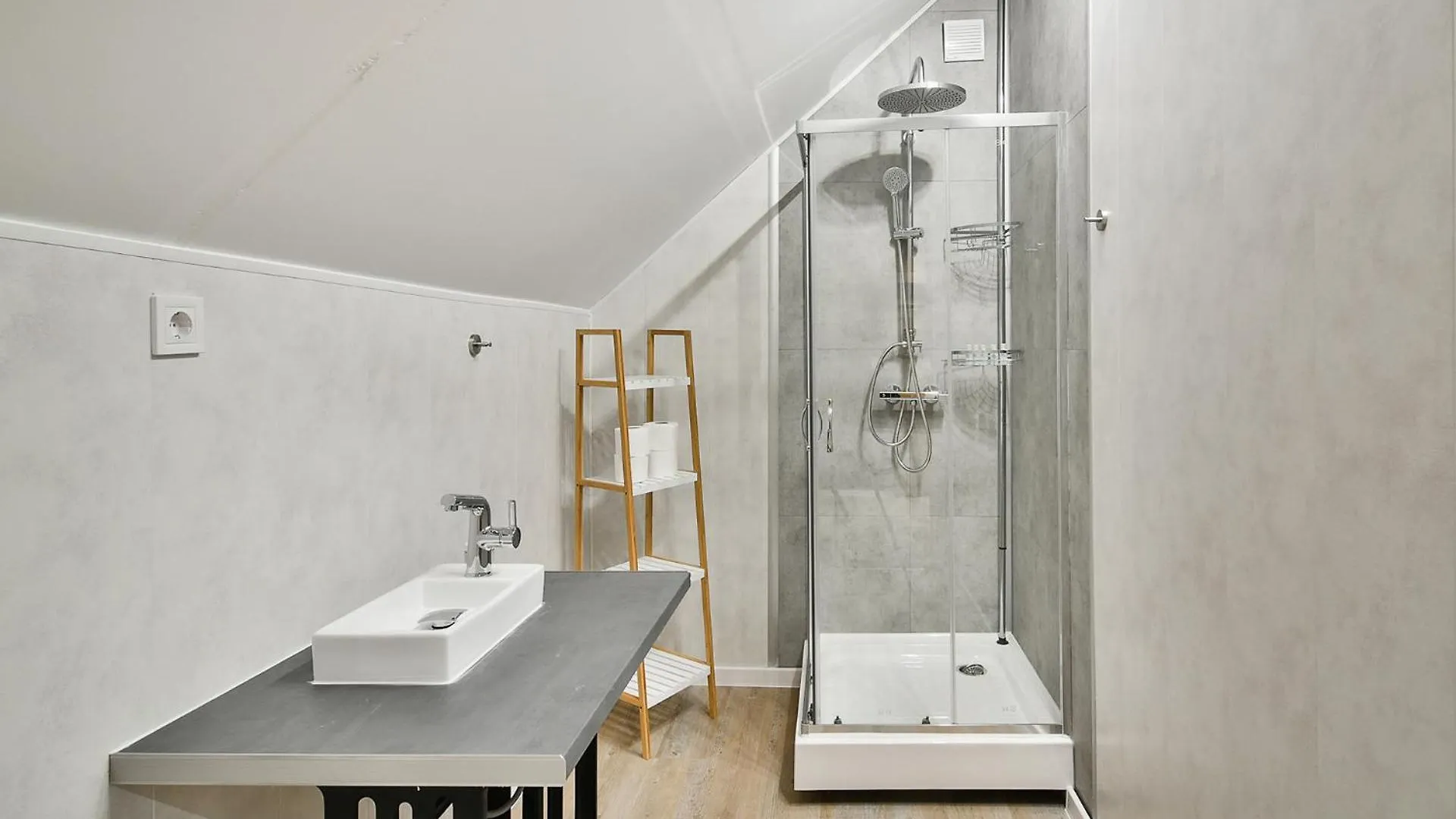 Central Flats With Parking Varna